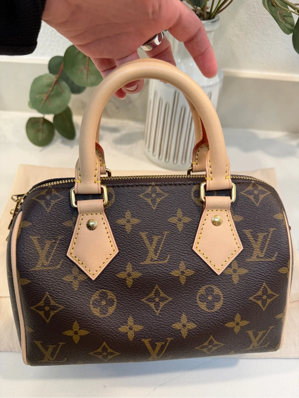 New! Louis Vuitton Speedy 20 Monogram Canvas with LV Adjustable Vachetta Strap